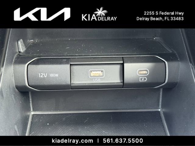 Used 2024 Kia Telluride LX FWD image 21