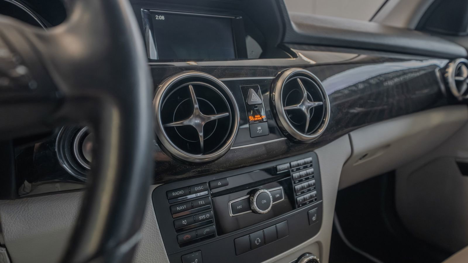 Used 2015 Mercedes-Benz GLK 250 BlueTEC 4MATIC image 33