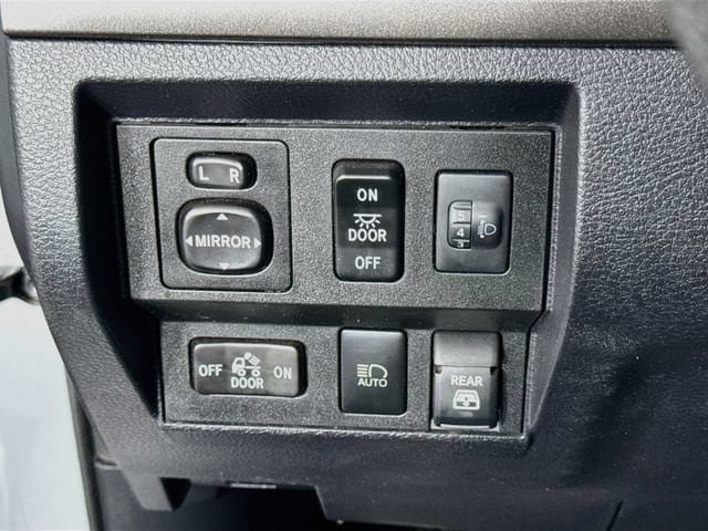 Certified 2020 Toyota Tundra SR5 w/ TRD Off-Road Package RWD image 11