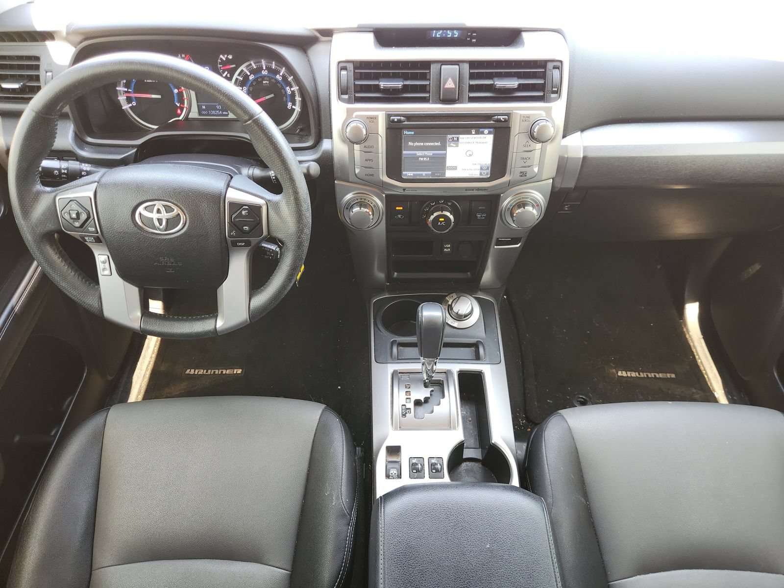 Used 2018 Toyota 4Runner SR5 Premium AWD/4WD image 31