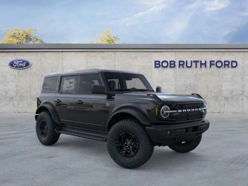New 2026 Ford Bronco Outer Banks w/ Sasquatch Package image 2