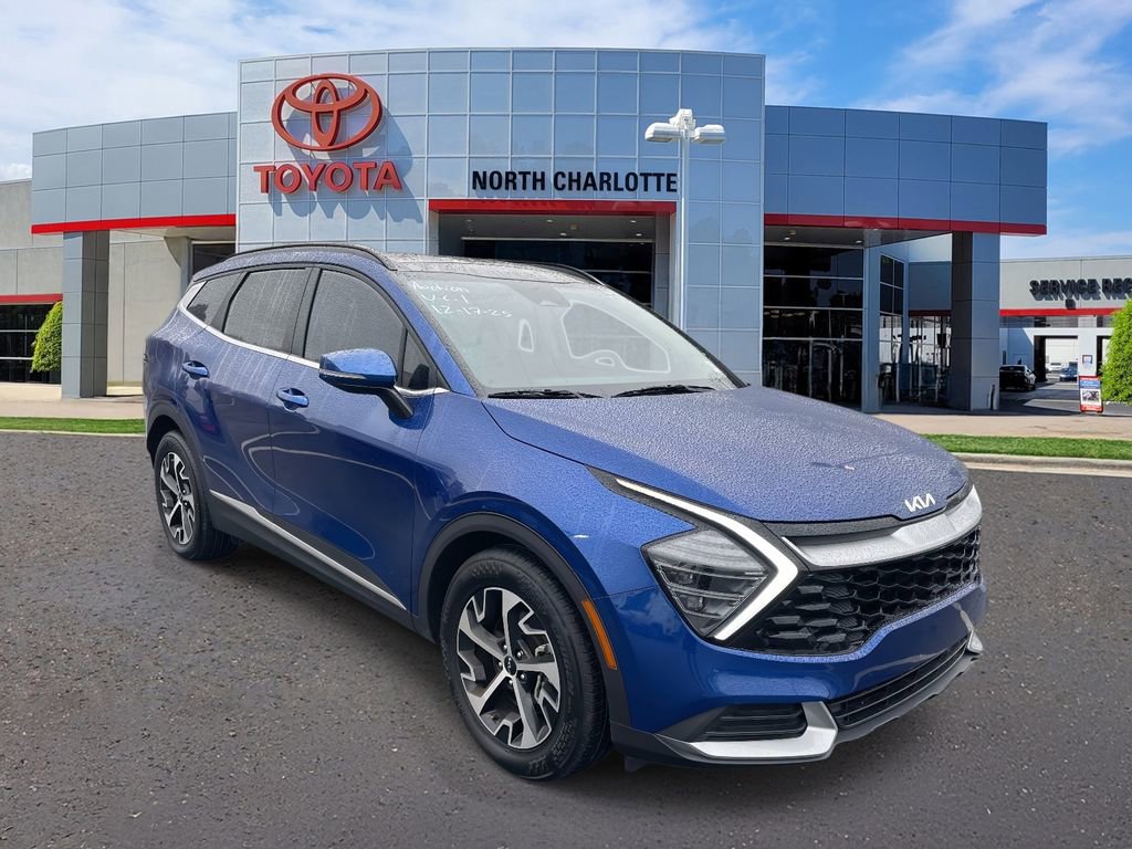 Used 2025 Kia Sportage EX w/ Premium Package image 1