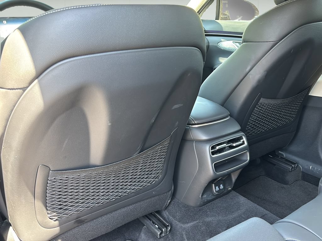 Certified 2026 Genesis GV70 2.5T AWD/4WD image 17