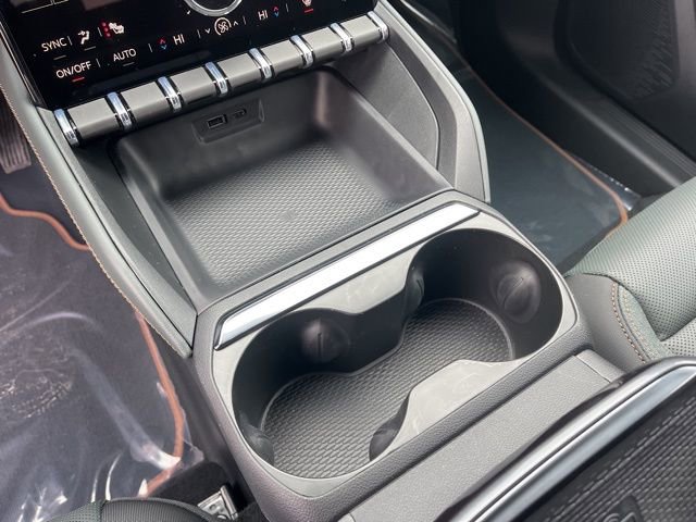 New 2026 GMC Terrain AT4 AWD/4WD image 28