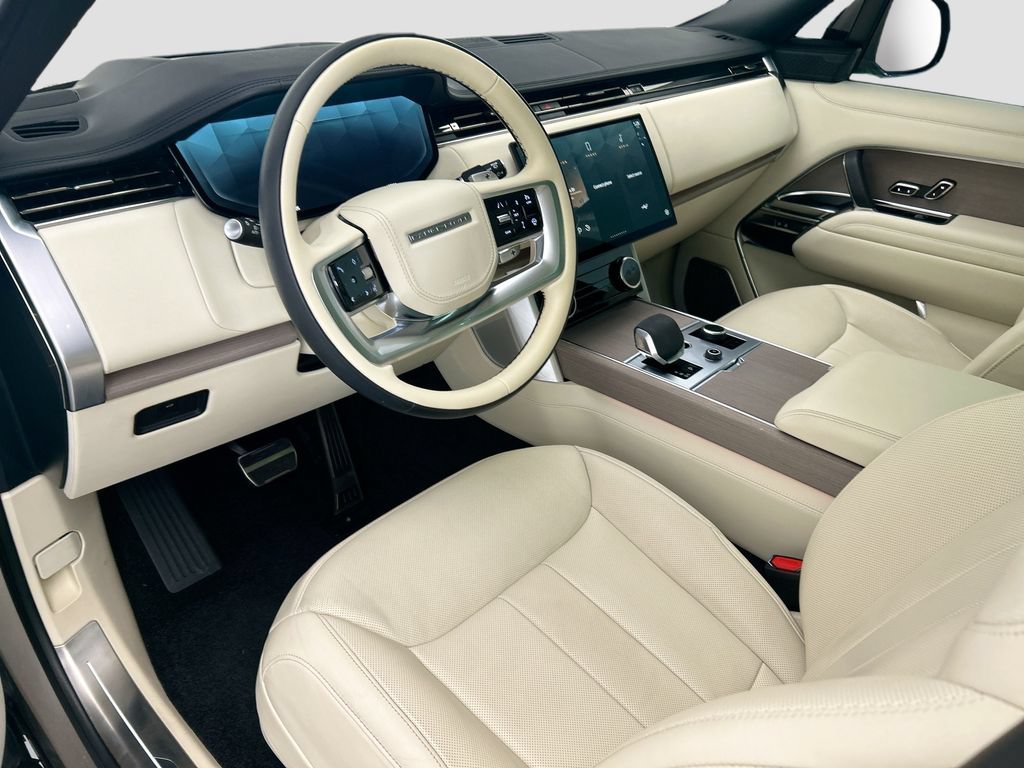 Certified 2023 Land Rover Range Rover First Edition AWD/4WD image 9