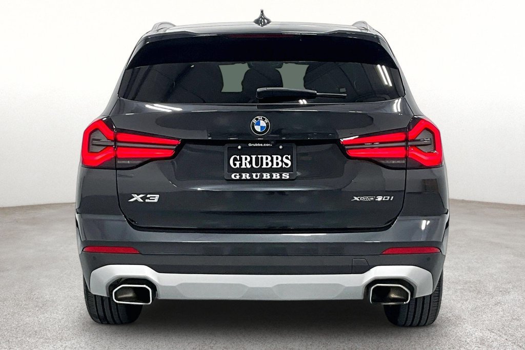 Used 2022 BMW X3 xDrive30i w/ Convenience Package w/ZPA AWD/4WD image 4