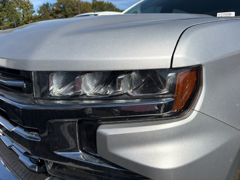 Used 2022 Chevrolet Silverado 1500 LTZ AWD/4WD image 4