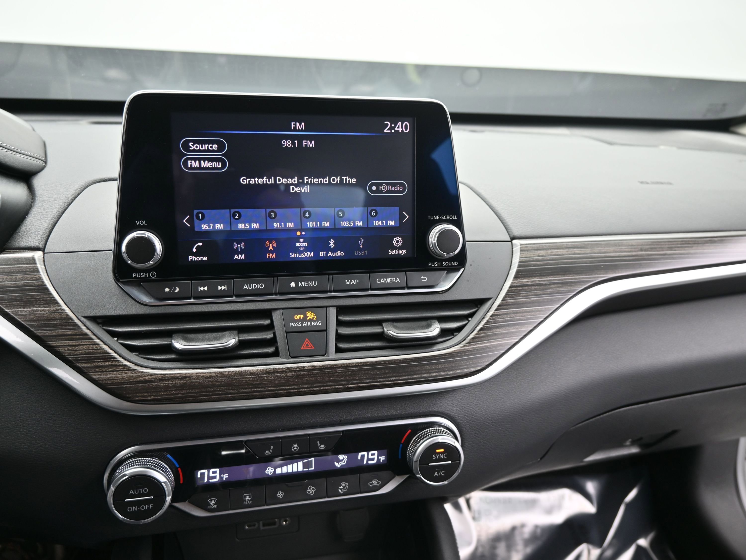 Used 2020 Nissan Altima 2.0 Platinum image 18