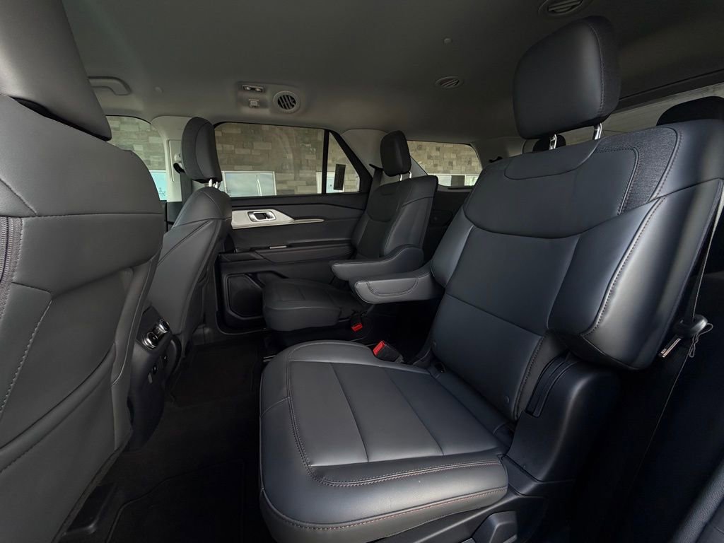 New 2026 Ford Explorer Active w/ Active Comfort Package RWD image 56