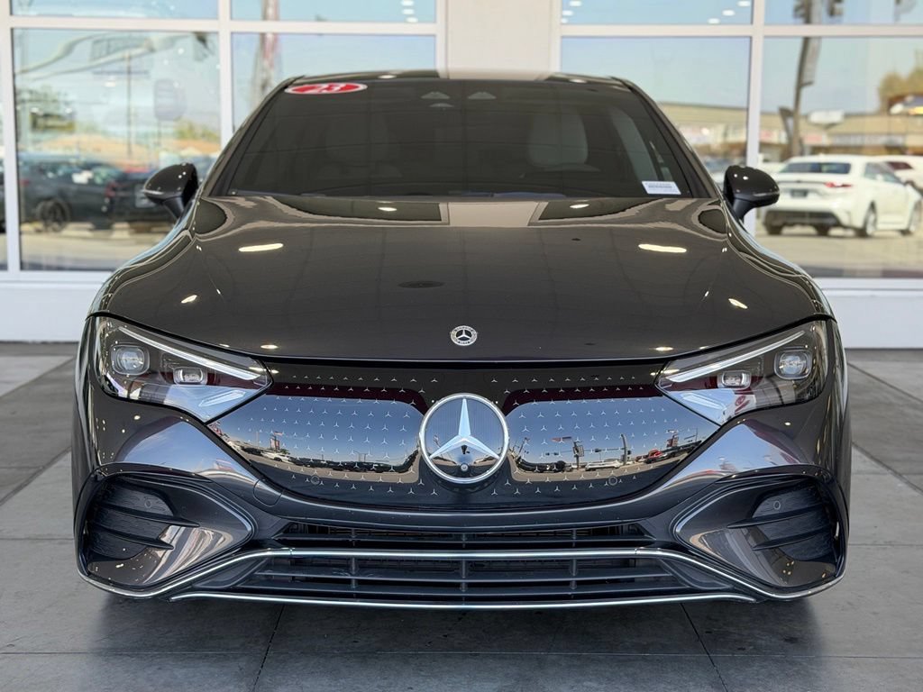 Used 2023 Mercedes-Benz EQE 500 4MATIC Sedan image 4