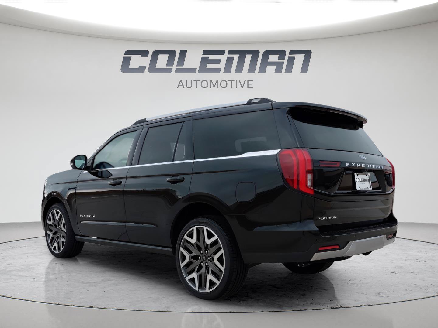 New 2026 Ford Expedition Platinum w/ Platinum Ultimate Package AWD/4WD image 3