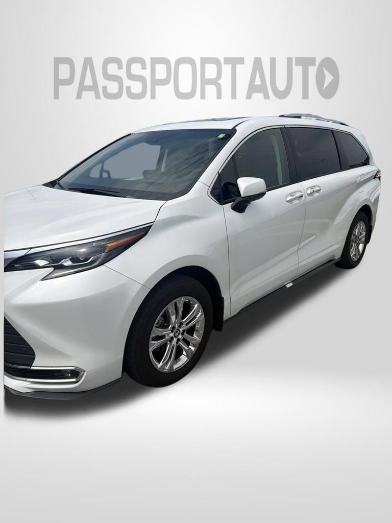 Used 2024 Toyota Sienna Platinum