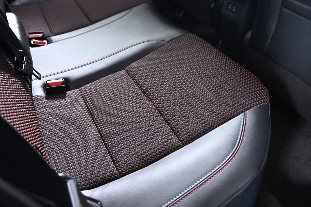 Certified 2025 Nissan Kicks SR w/ SR Premium Package FWD image 27