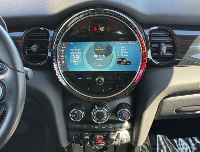 Used 2022 MINI Cooper S image 23