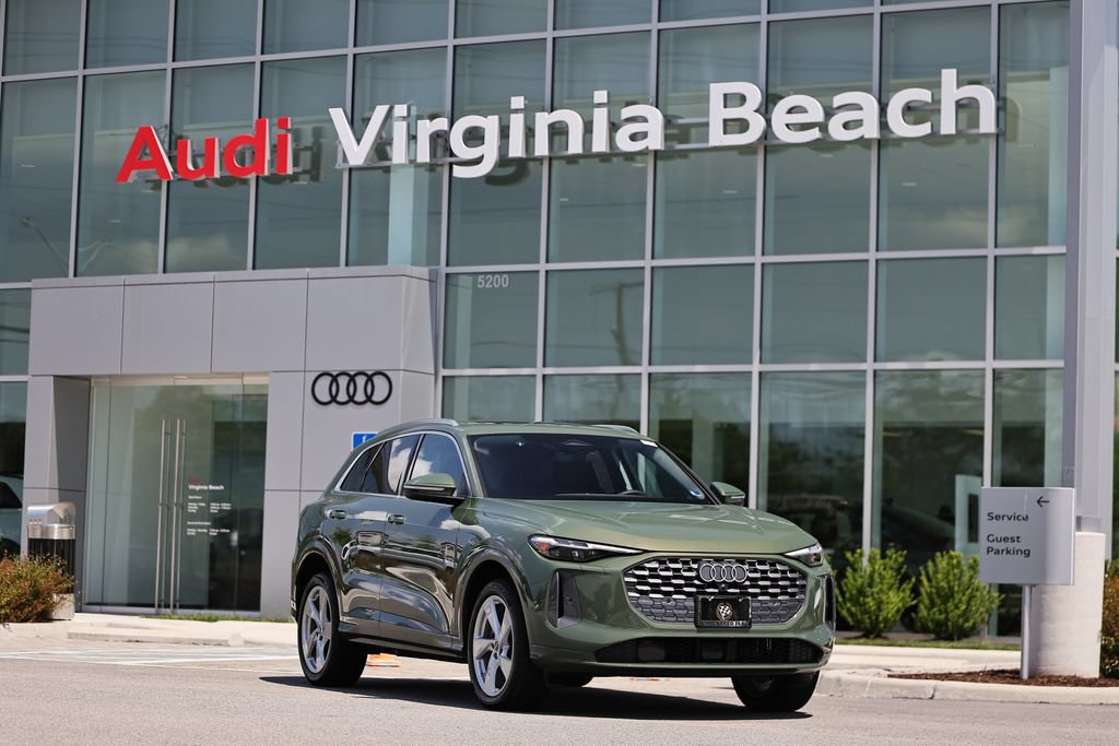 Certified 2025 Audi Q5 Premium w/ Premium Plus