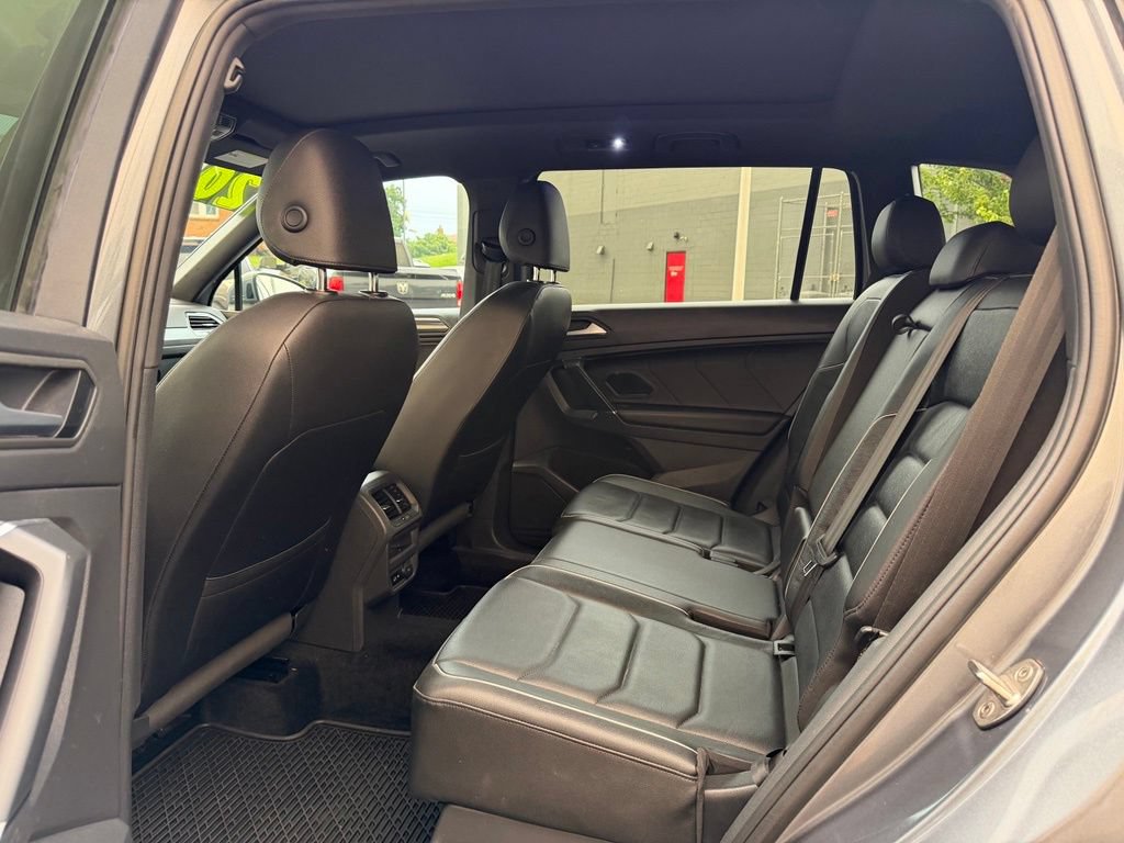 Used 2020 Volkswagen Tiguan SEL Premium R-Line AWD/4WD image 13