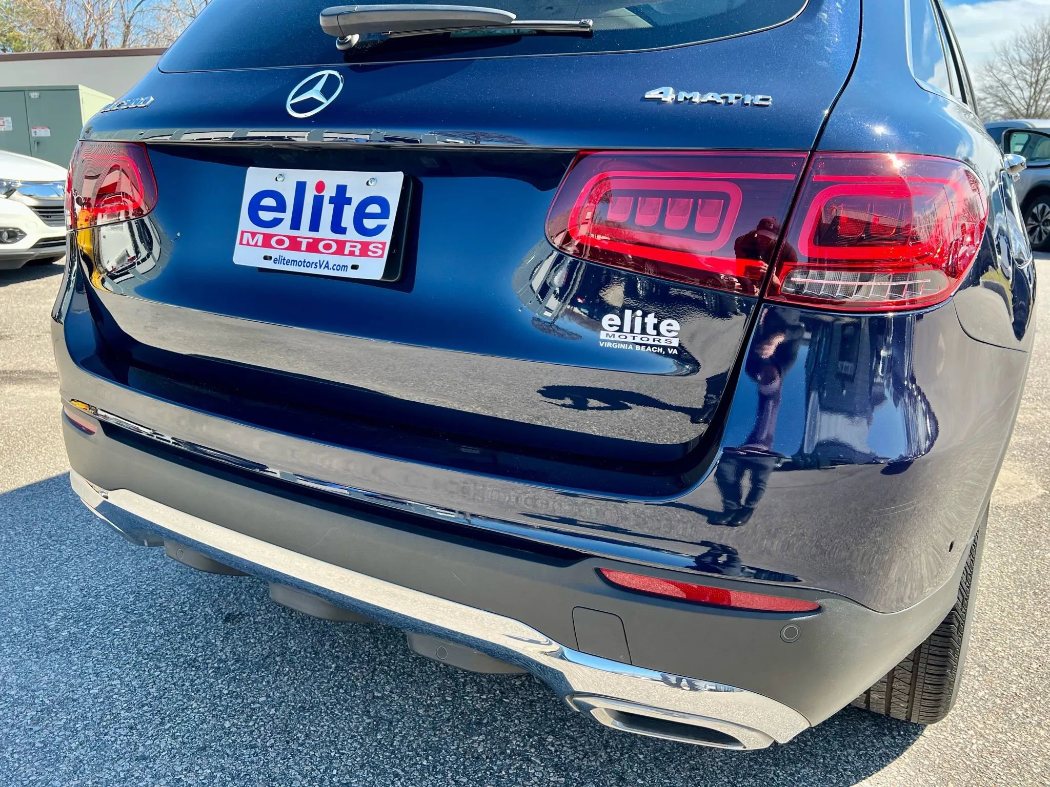 Used 2022 Mercedes-Benz GLC 300 4MATIC w/ Multimedia Package Lite image 13