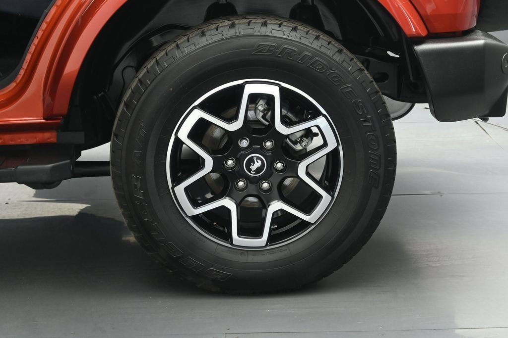 Certified 2024 Ford Bronco Outer Banks AWD/4WD image 24