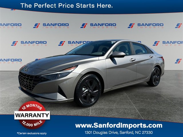 Used 2023 Hyundai Elantra Blue w/ Preferred Accessory Package image 1