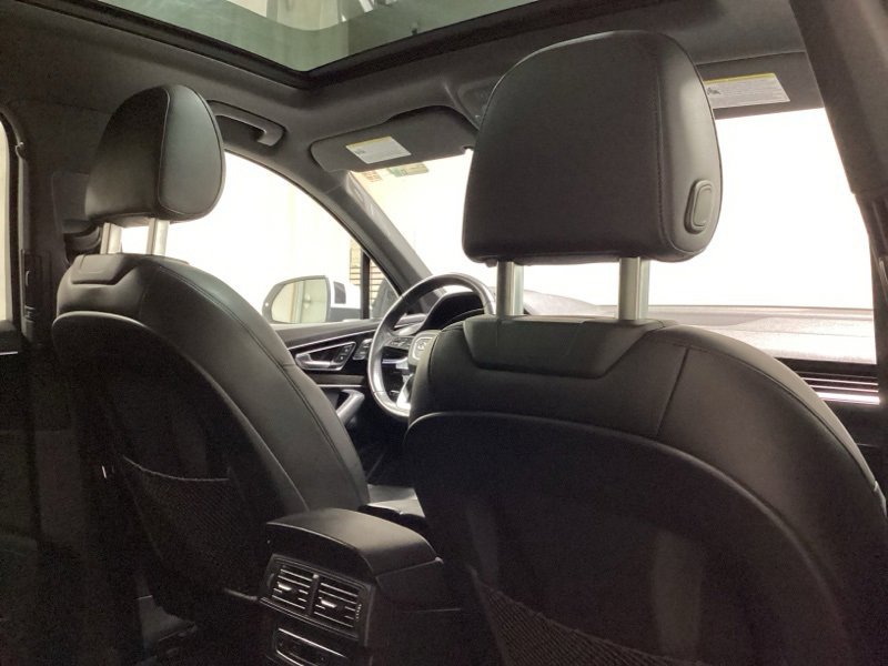Used 2019 Audi Q7 3.0T Premium Plus w/ Premium Plus Package image 12