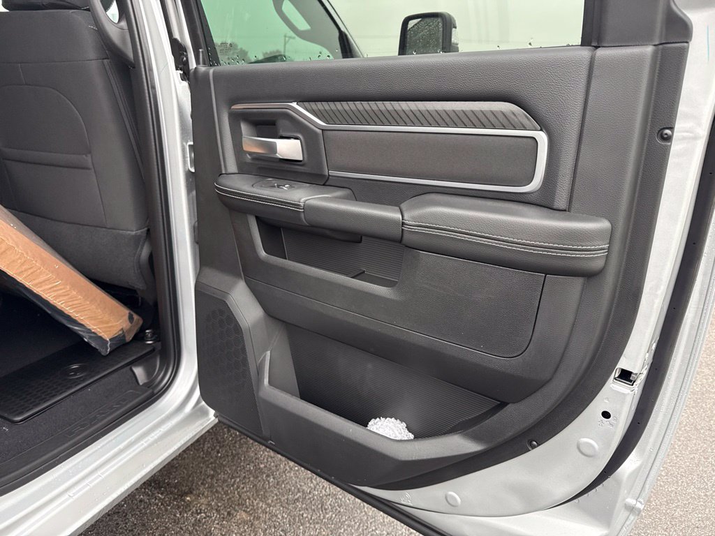 New 2027 RAM 2500 Big Horn AWD/4WD image 24