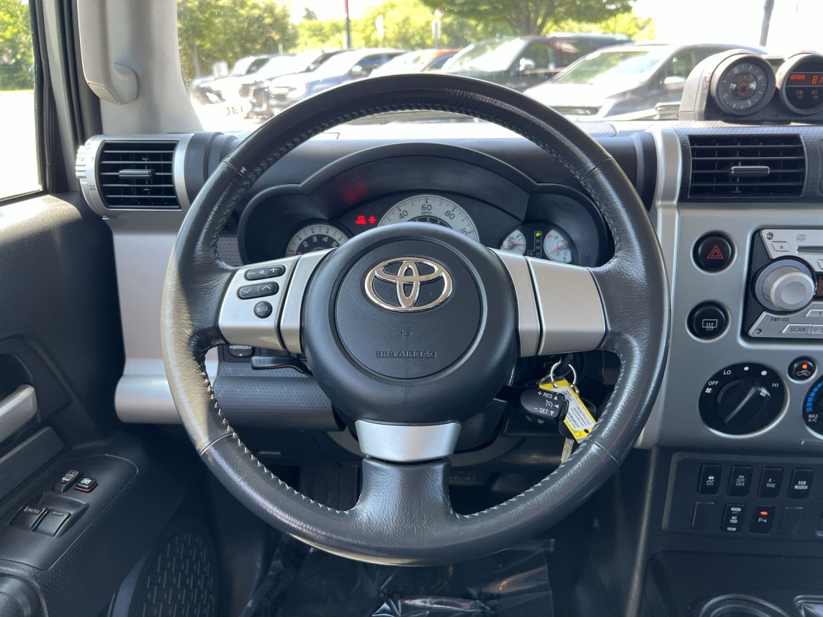 Used 2010 Toyota FJ Cruiser 4WD w/ Upgrade Pkg 2 image 15