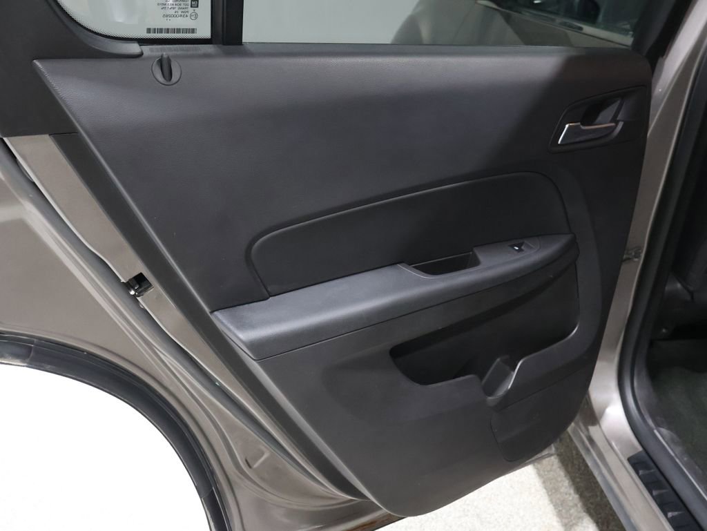 Used 2012 Chevrolet Equinox LT w/ Driver Convenience Package image 18