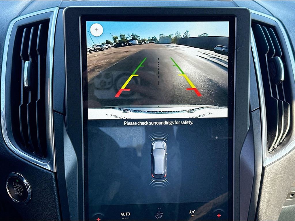 Used 2022 Ford Edge Titanium image 30