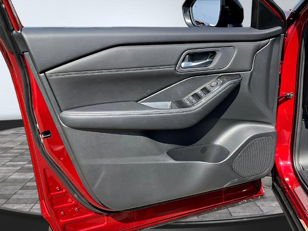 New 2026 Nissan Rogue Dark Armor AWD/4WD image 25