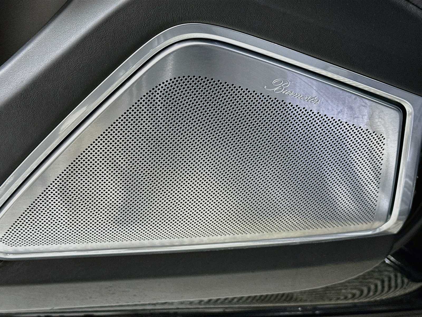 Certified 2023 Porsche Cayenne Turbo AWD/4WD image 12
