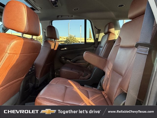 Used 2020 Chevrolet Tahoe Premier w/ Premier Plus Edition RWD image 32
