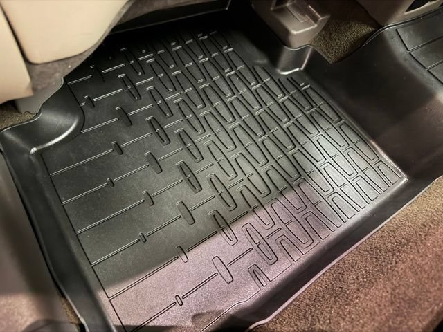 Used 2024 Lincoln Corsair AWD w/ Equipment Group 101A image 20