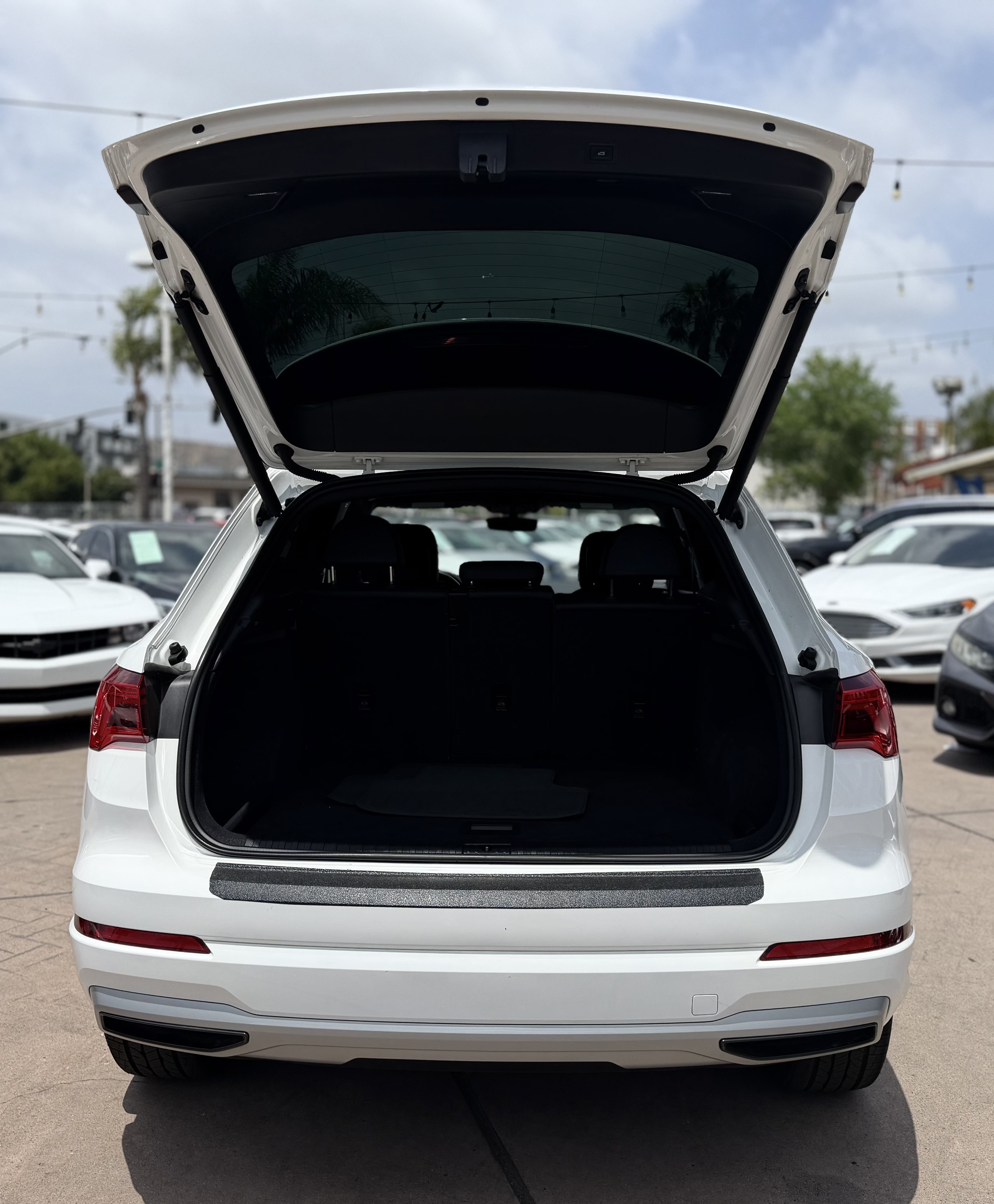 Used 2020 Audi Q3 2.0T Premium AWD/4WD image 8