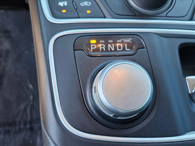 Used 2015 Chrysler 200 Limited w/ Convenience Group FWD image 12