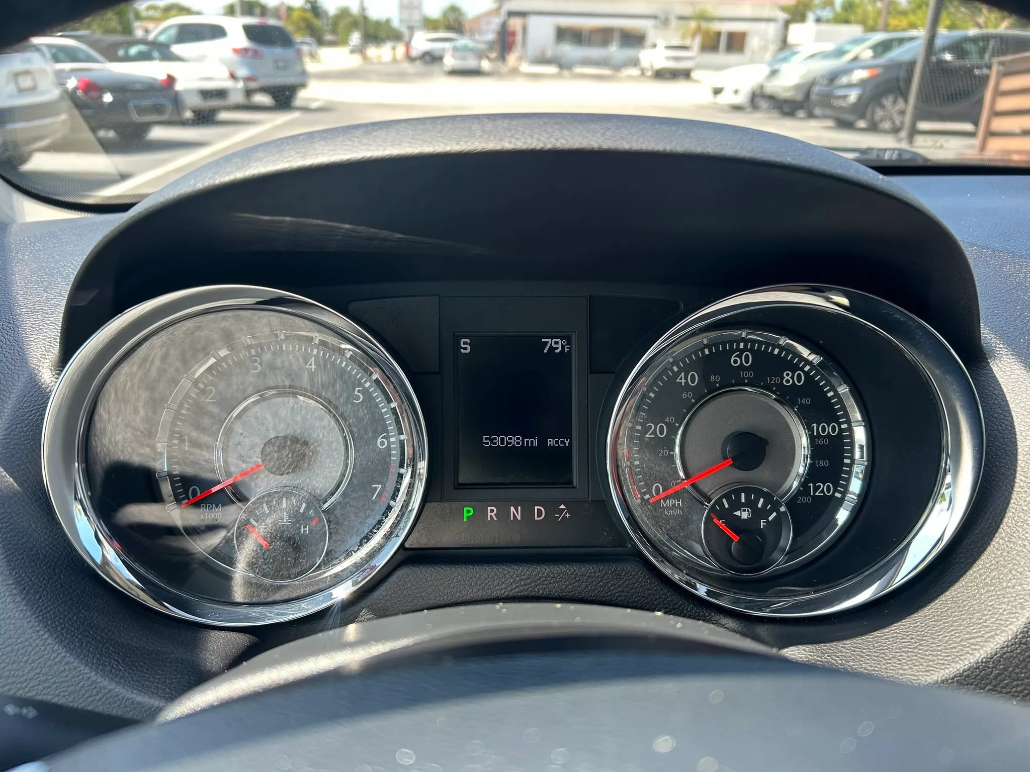 Used 2011 Chrysler Town & Country Touring-L FWD image 25
