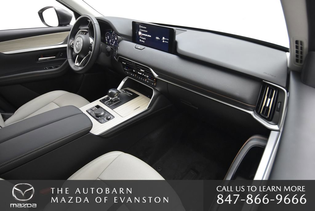 Certified 2025 MAZDA CX-90 Plug-In Hybrid w/ Preferred image 27