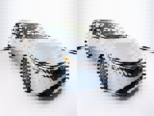 New 2026 Nissan Sentra SV w/ SV Convenience Package image 3