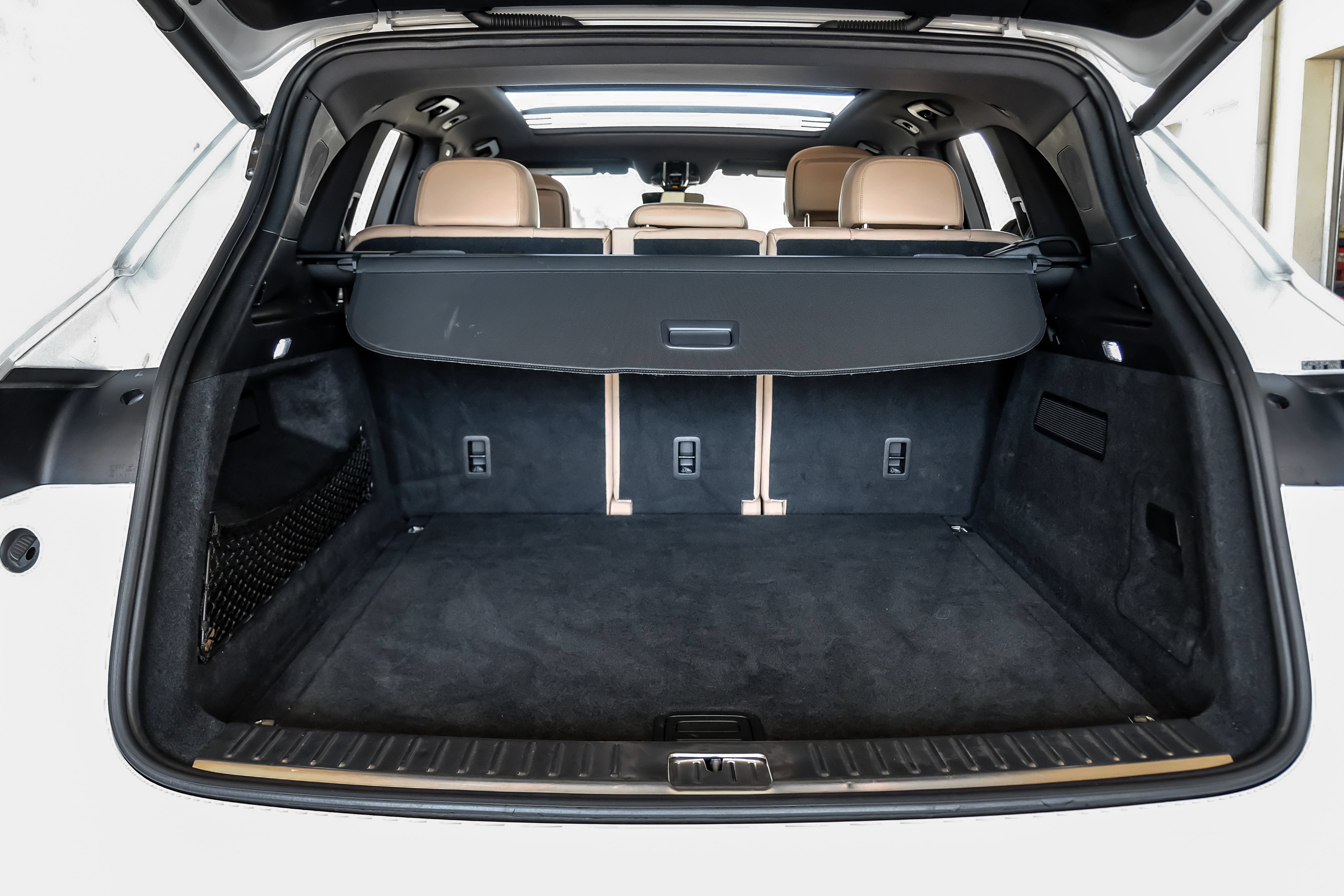 Used 2019 Porsche Cayenne AWD/4WD image 54