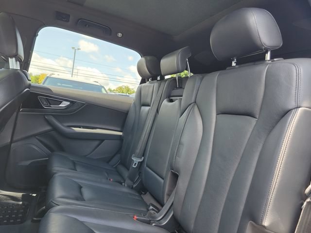 Used 2019 Audi Q7 3.0T Premium Plus w/ Premium Plus Package AWD/4WD image 9
