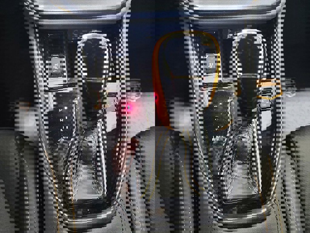 Used 2025 Subaru Outback Wilderness image 17