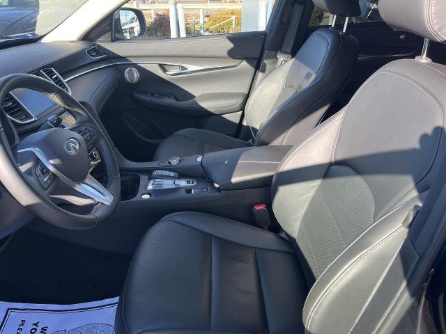 Certified 2025 INFINITI QX50 Luxe image 9