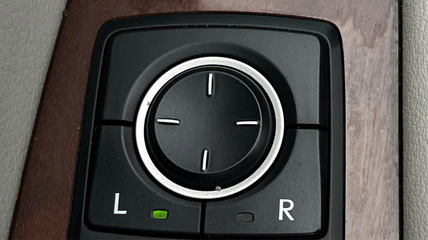 Used 2011 Lexus RX 350 2WD w/ Premium Pkg image 42