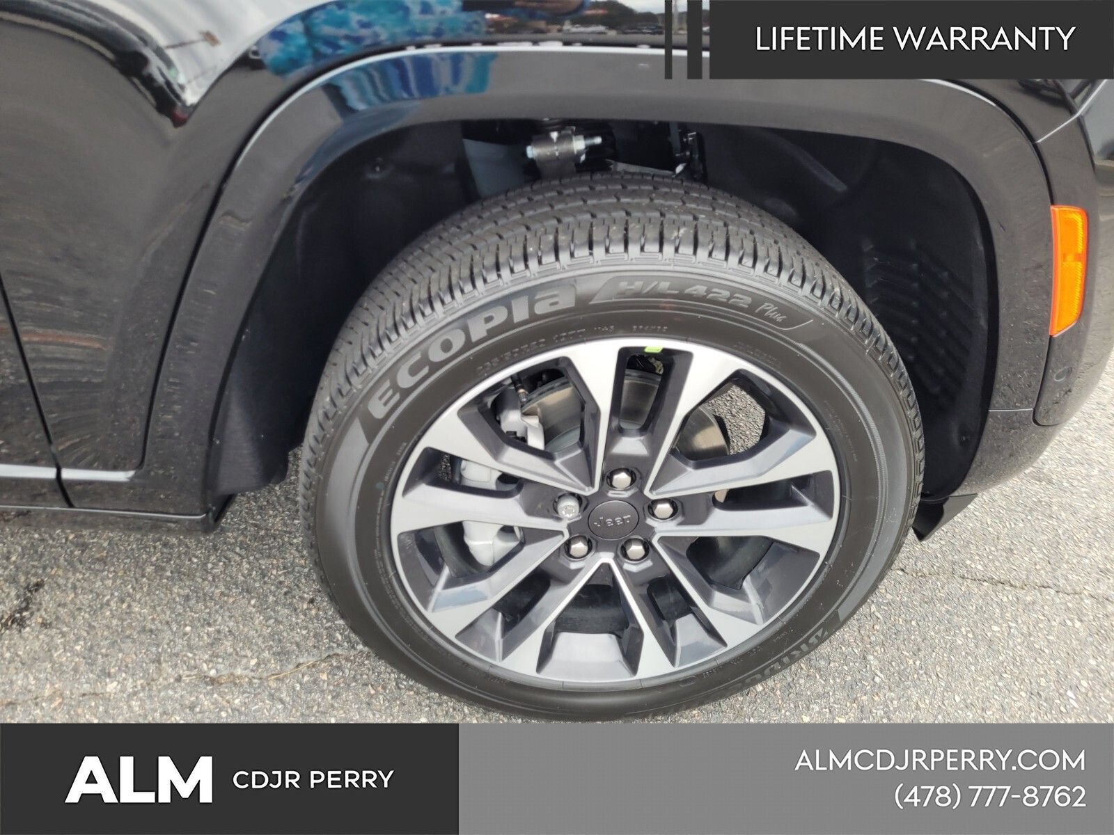 New 2025 Jeep Grand Cherokee Overland w/ Luxury Tech Group IV AWD/4WD image 19