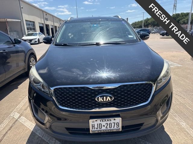 Used 2016 Kia Sorento FWD image 4