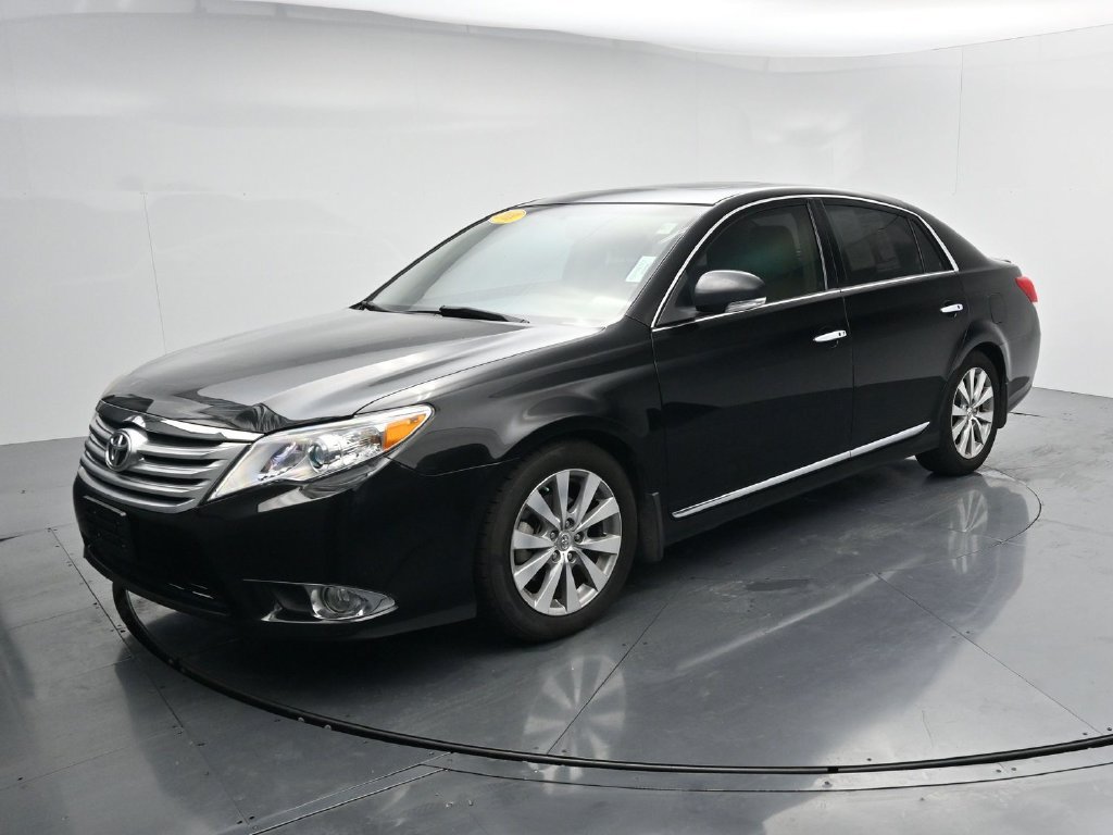 Used 2011 Toyota Avalon Limited FWD image 4