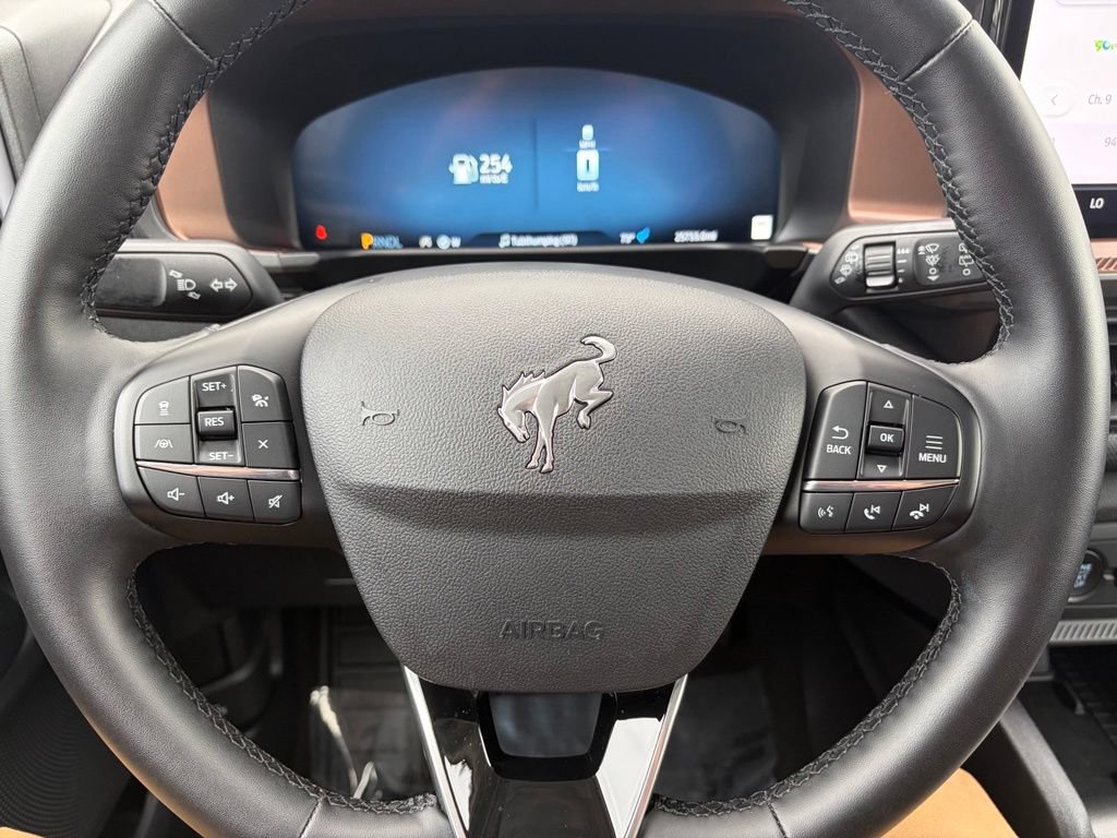 Certified 2025 Ford Bronco Sport Outer Banks w/ Outer Banks Tech Package+ AWD/4WD image 35