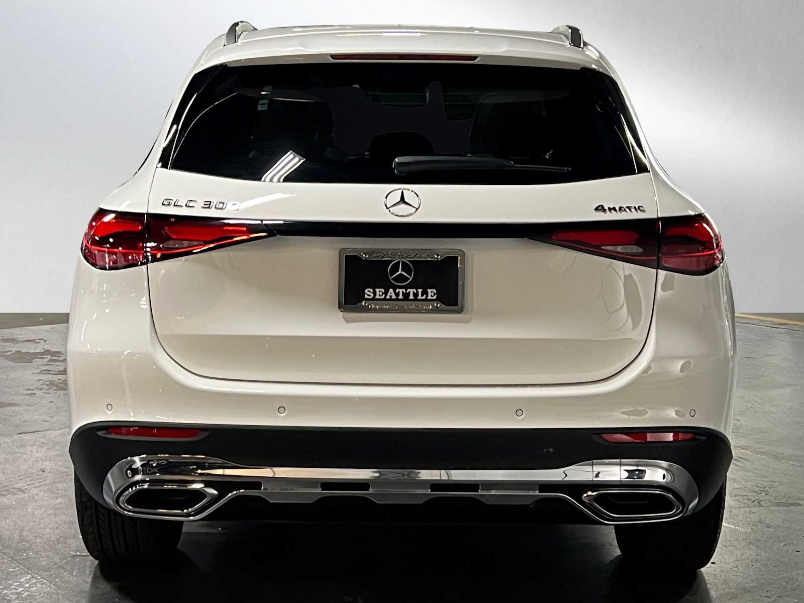 New 2025 Mercedes-Benz GLC 300 4MATIC image 6