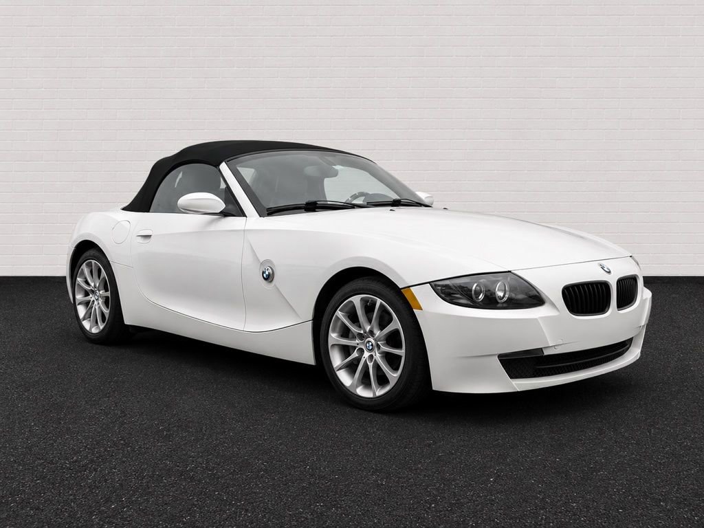 Used 2007 BMW Z4 3.0i RWD image 3