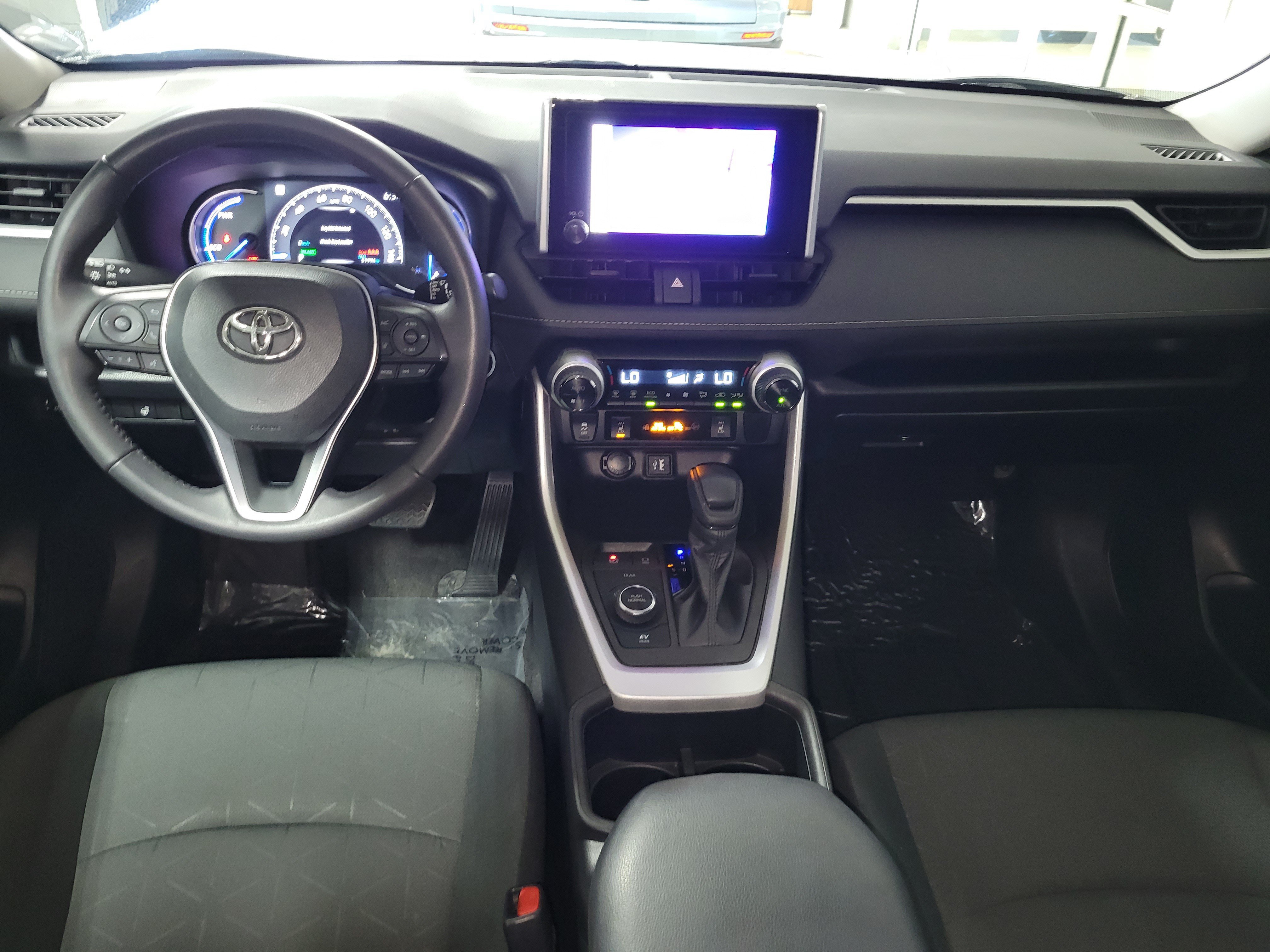 Used 2023 Toyota RAV4 XLE w/ XLE Grade Weather Package AWD/4WD image 12