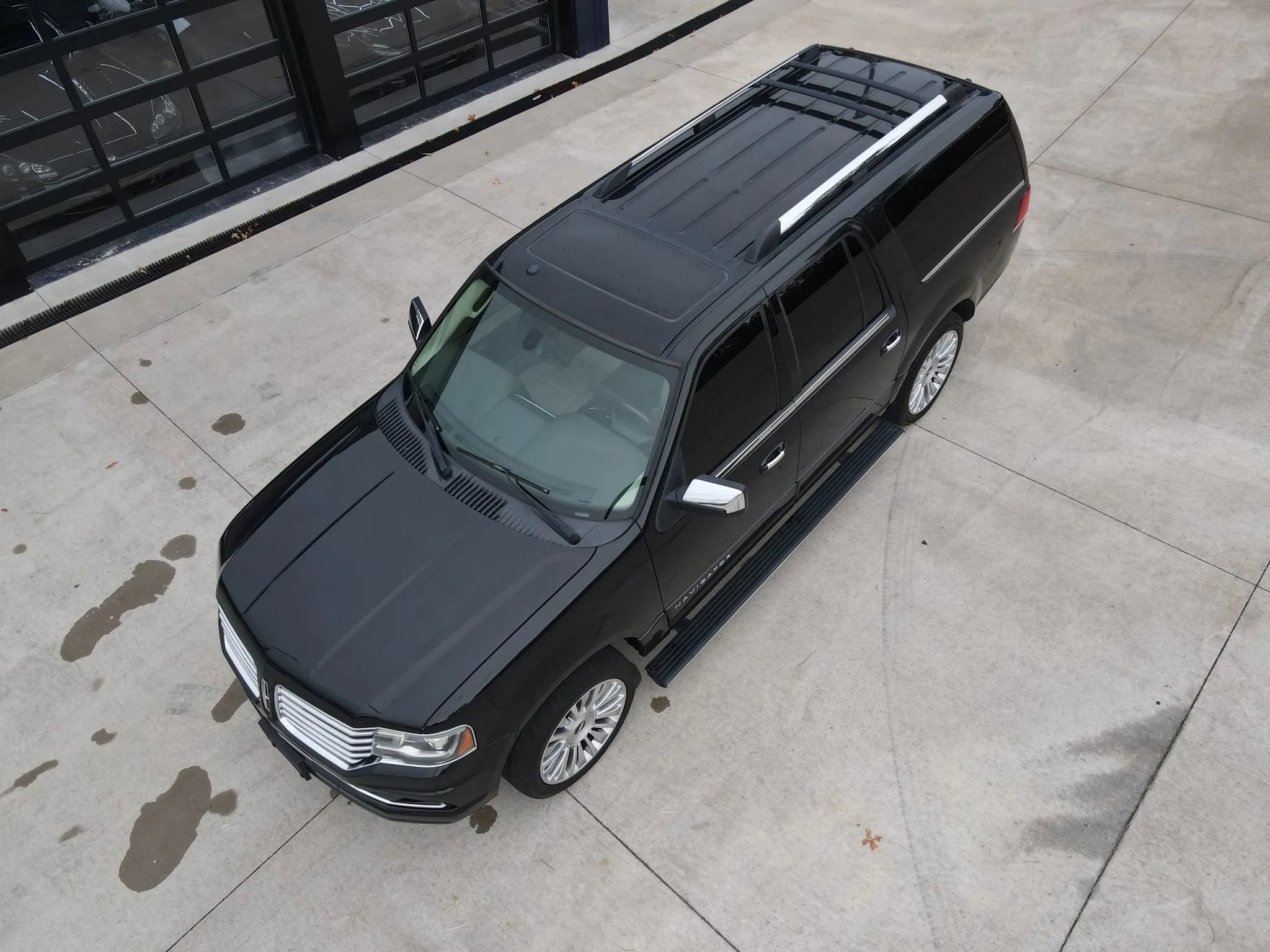 Used 2015 Lincoln Navigator L 4WD w/ Equipment Group 101A Reserve image 59